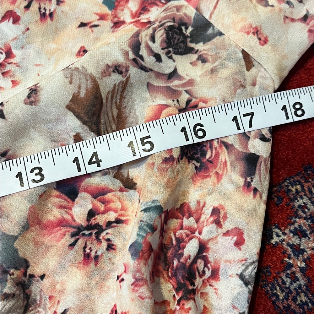 SHOW ME YOUR MUMU Roxy Romper Cream Rose Pink Floral Flare Sleeve Small - Picture 6 of 8